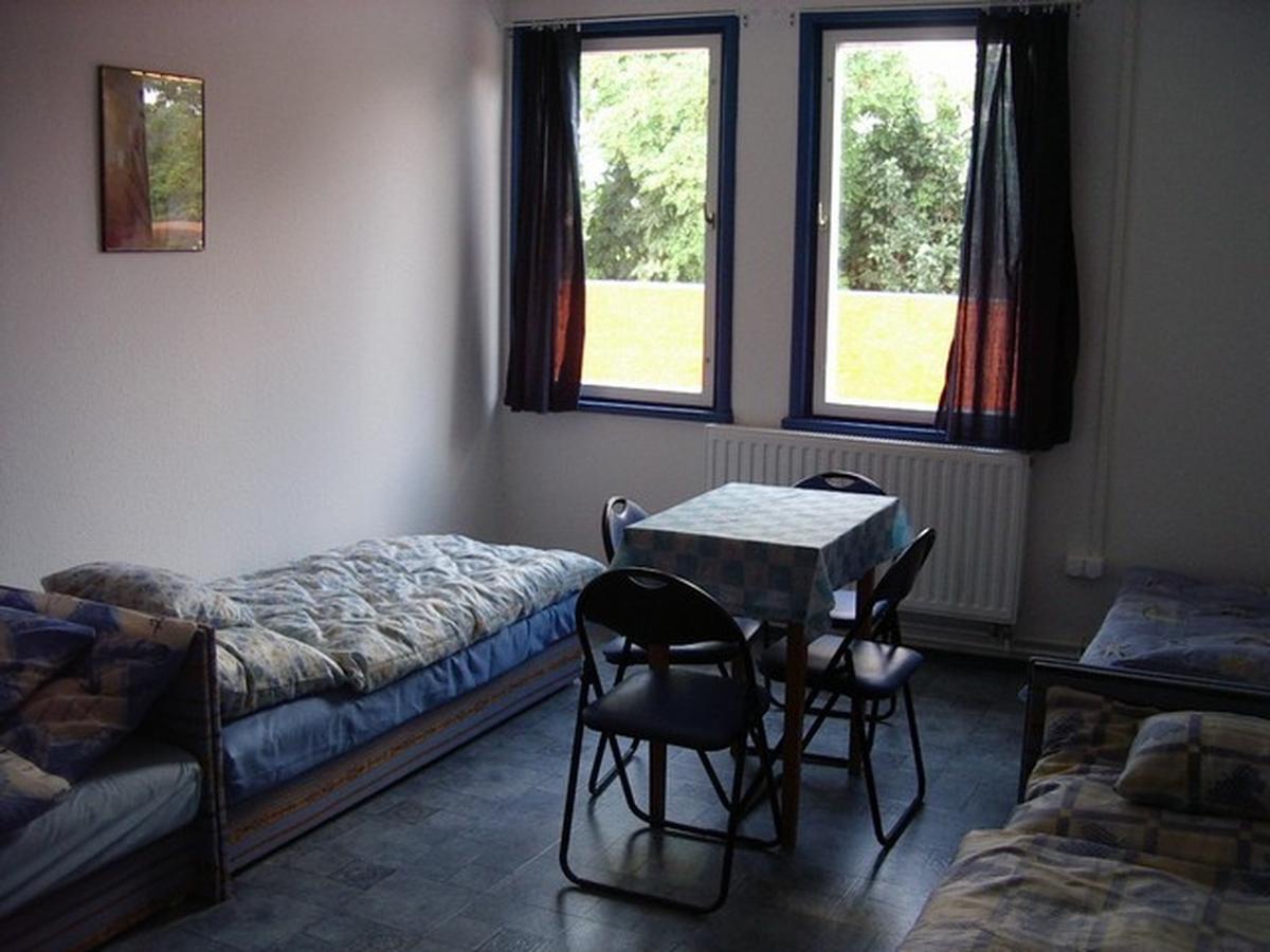 Oazis Park Motel Рацкеве Экстерьер фото